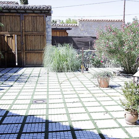 Las Casitas De Papel Ampudia Luaran gambar