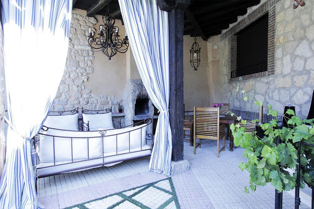 Las Casitas De Papel Ampudia Luaran gambar